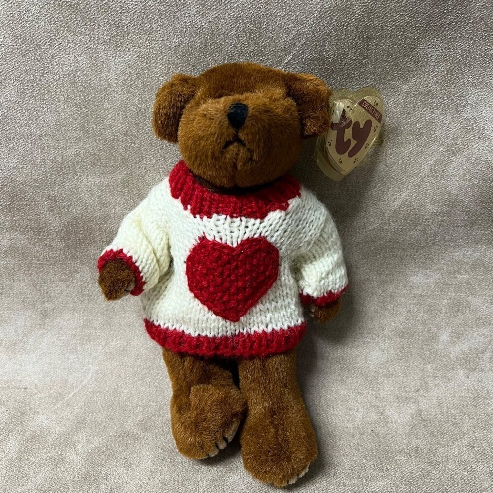 TY Beanie Baby Attic Treasure Collection Casanova Bear Heart Sweater 1993 w tag.